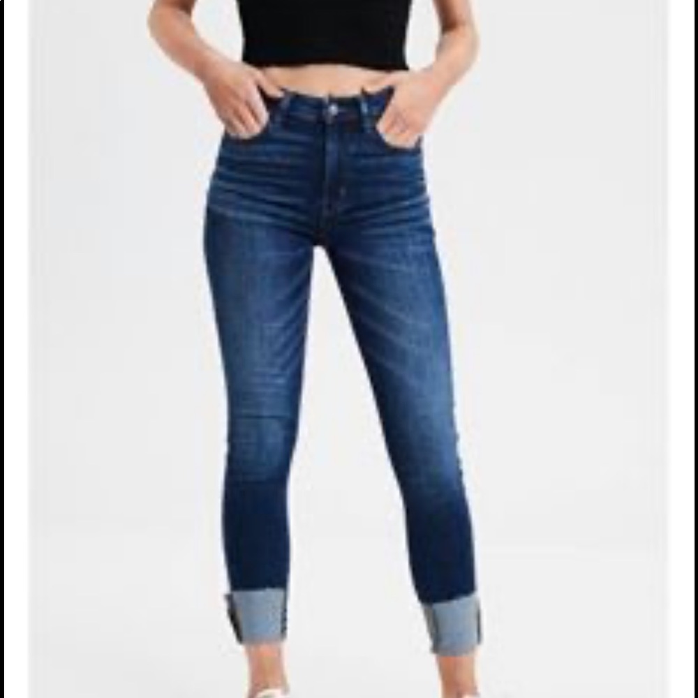 Women’s high waisted crop jeans